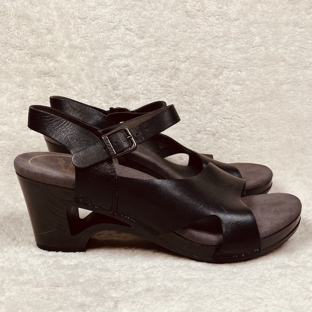 Dansko Tasha Sandal Womens Sz 40 | 9-9.5 Black Ankle Strap Leather Wedge Heel
